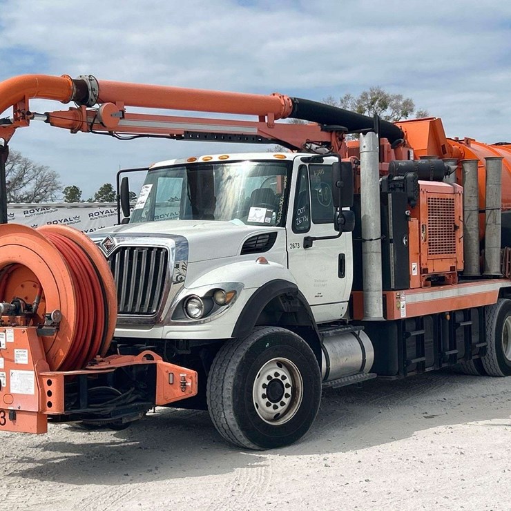 2016 INTERNATIONAL WORKSTAR 7400