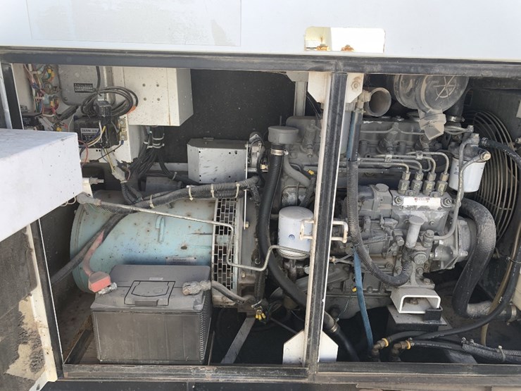 2004-whisperwatt-dca25ssiu-image-3