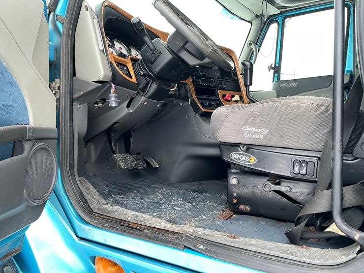 2009-international-prostar-image-40