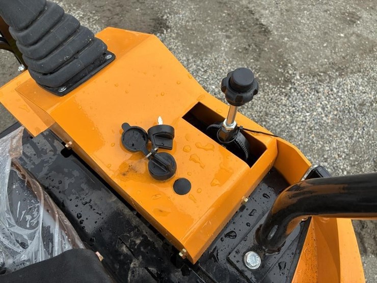 2026-vicsec-v15-hydraulic-excavator-image-18