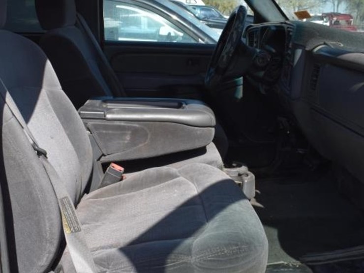 2001-chevrolet-2500-image-14