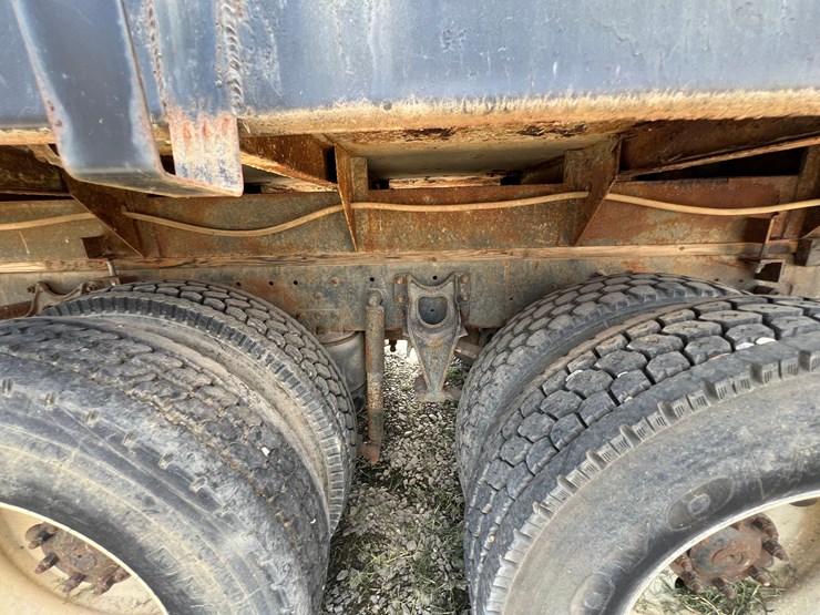 1996-international-a-image-52