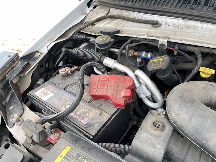 2014-ford-e450-image-13