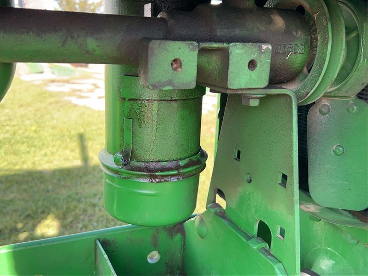 john-deere-h-image-24