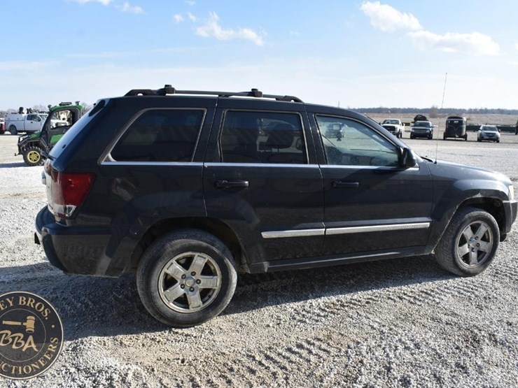 2005-jeep-grand-cherokee-limited-image-11