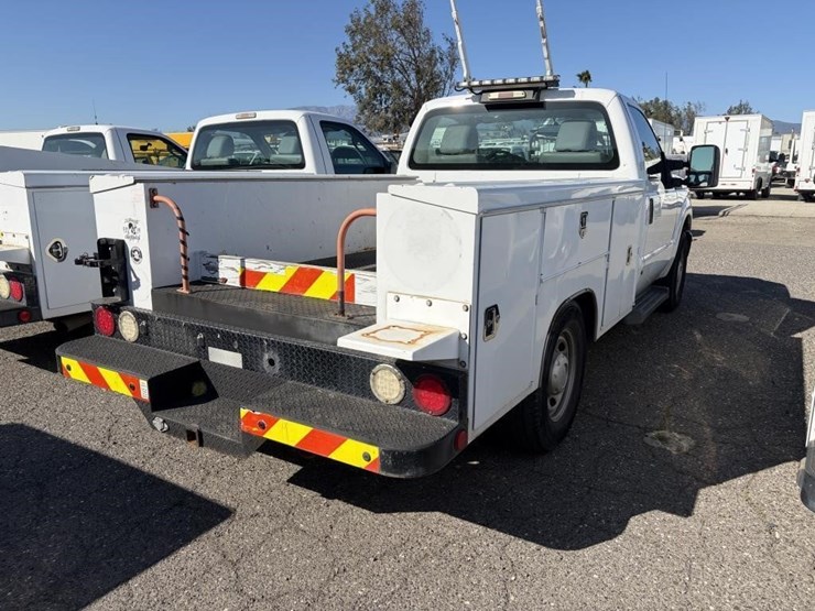 2016-ford-f250-image-3