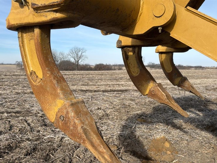 2002-caterpillar-d6r-xw-image-35