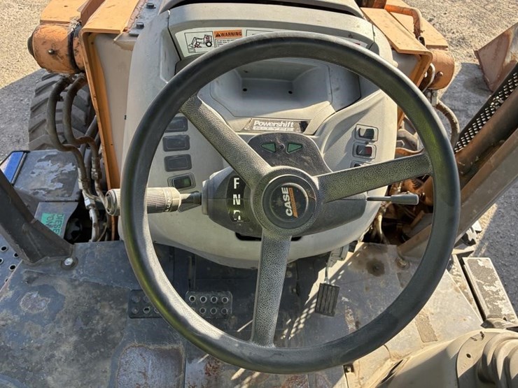 2019-case-580sn-image-21