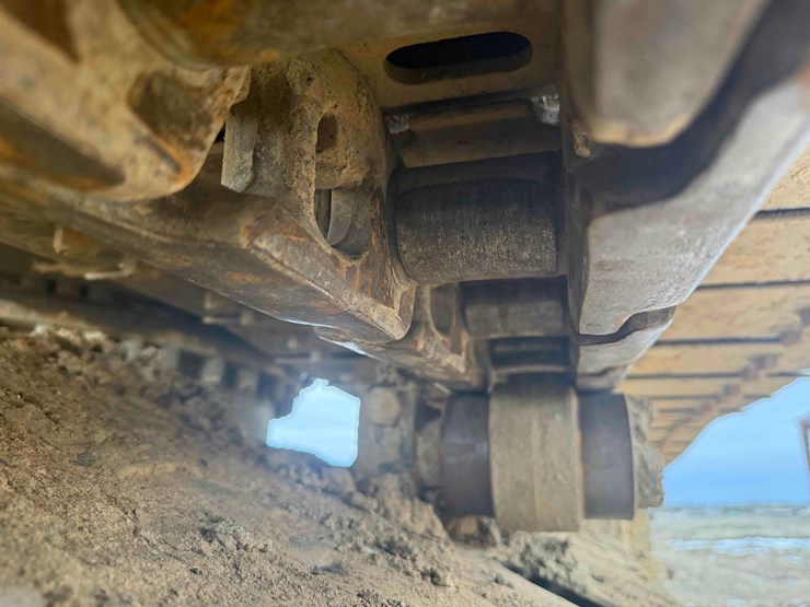 2018-caterpillar-325fl-image-6