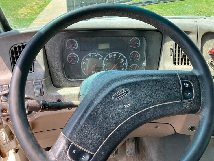 2005-sterling-acterra-image-17