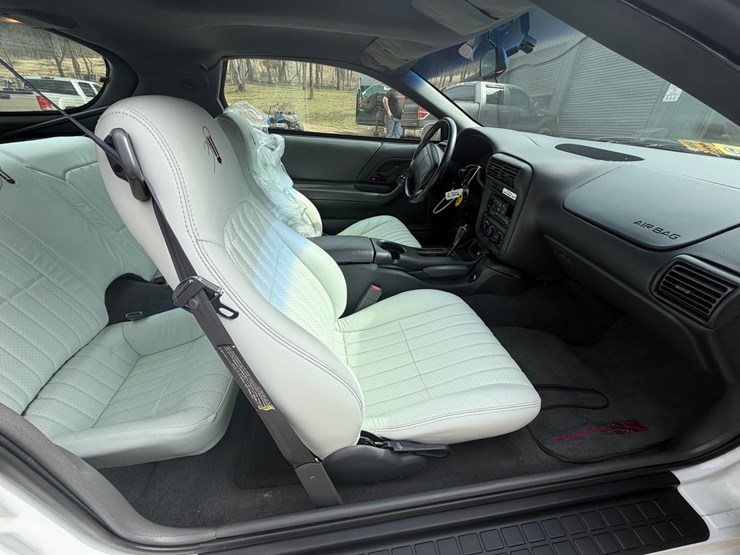 #30932-•-1997-chevrolet-camaro-ss-30th-anniversary-coupe-image-15