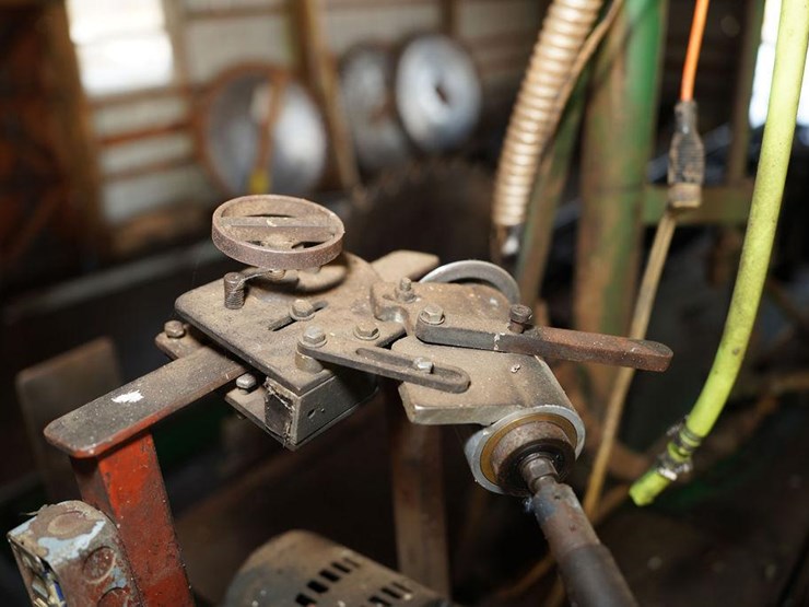 #129-•-1997-complete-edmiston-circle-sawmill-image-5