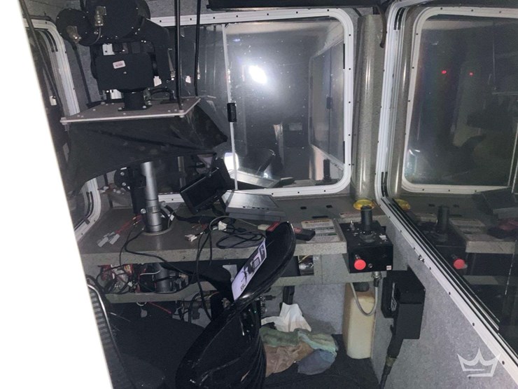 2012-ford-e350-image-28