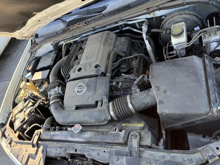 2018-nissan-frontier-sv-image-6