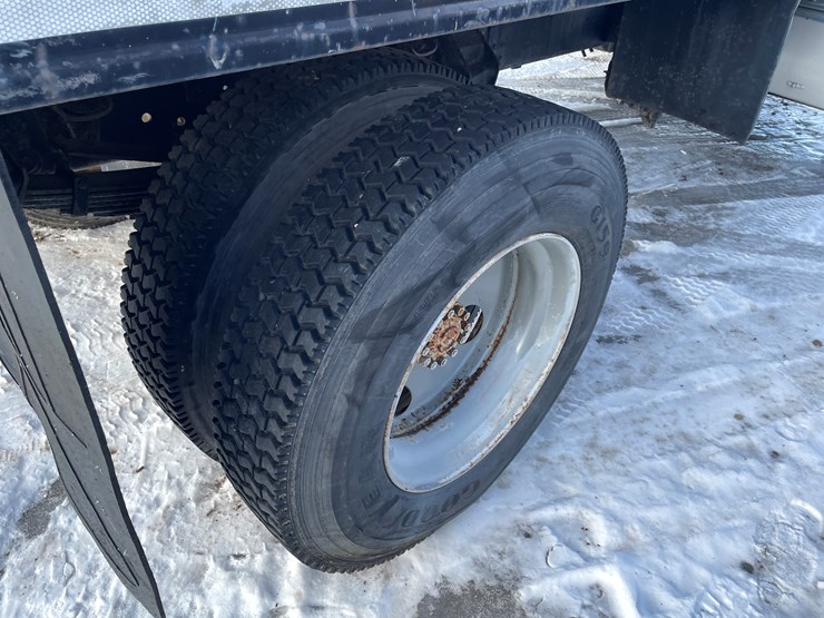 1995-ford-f750-image-11