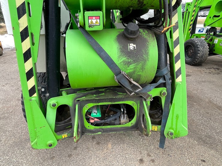 #4221-•-nifty-sd64-4x4x4-telescopic-boom-lift-image-27