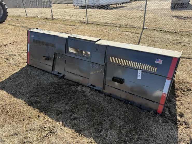 new-notch-mb120-universal-attach-material-bucket-image-3