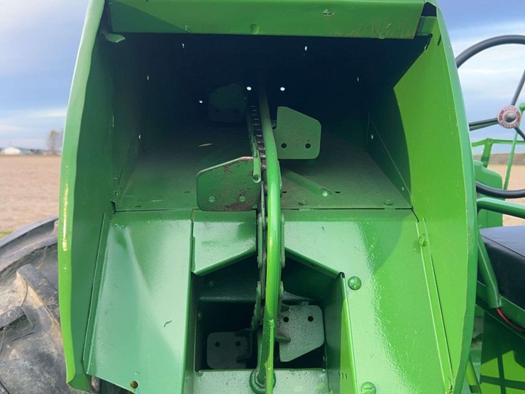 john-deere-227-image-44