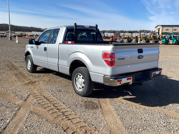 2014-ford-f150-xl-image-3