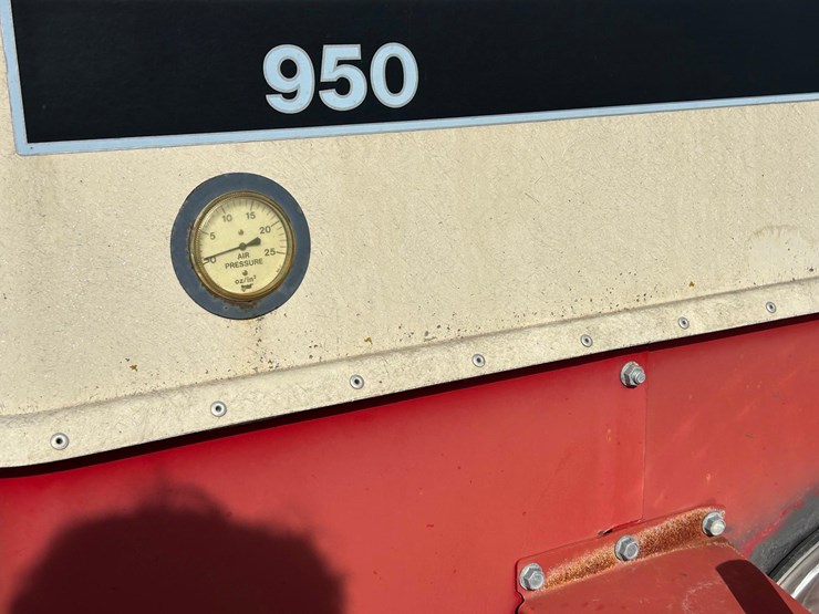 case-ih-950-image-12