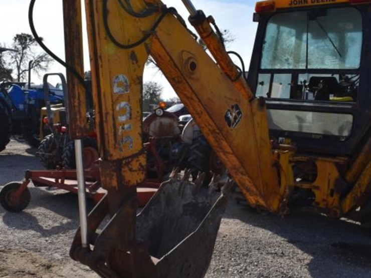 john-deere-310d-image-9