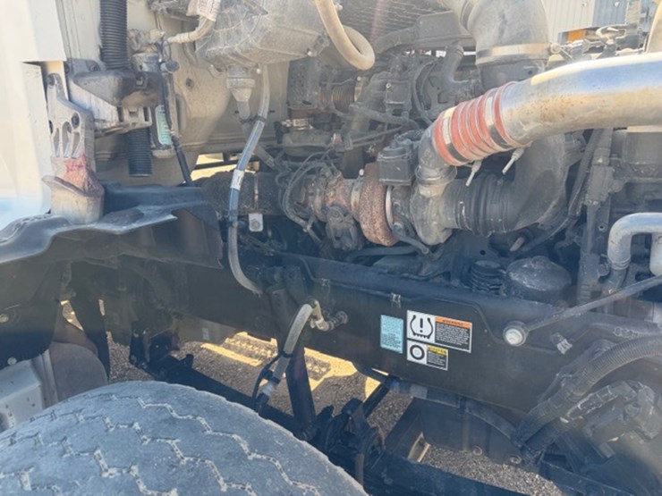 2024-kenworth-t880-image-78