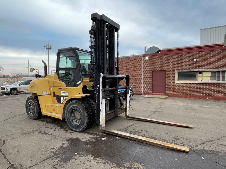 2018-caterpillar-dp135-image-3