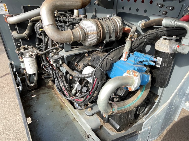 #130-•-2018-skyjack-sj843-telehandler-image-31