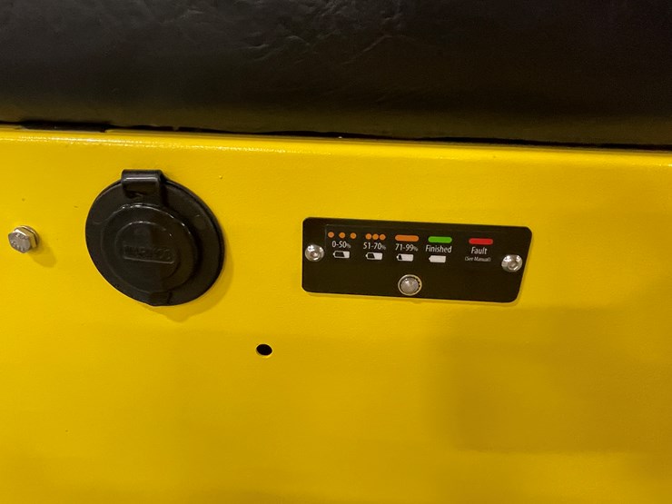 #188-•-columbia-expediter-electric-utility-vehicle-(new-old-stock-2022)-image-16