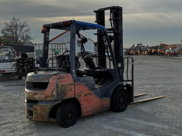 toyota-8fgu25-image-4