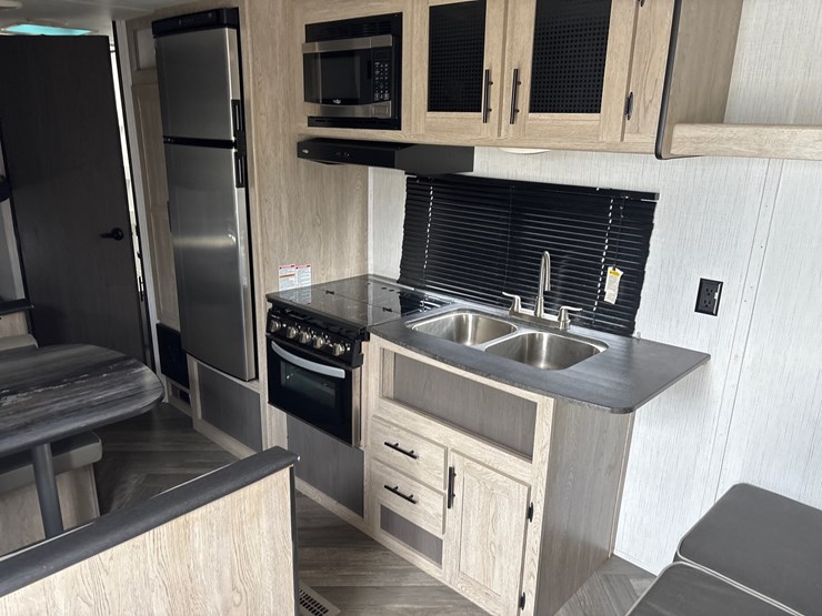 #1312-•-2022-prowler-250bh-image-10