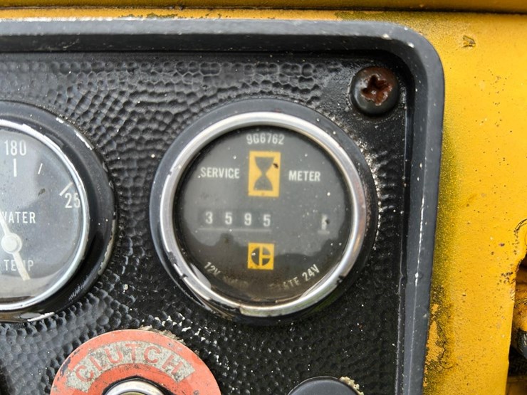 caterpillar-v40b-image-19