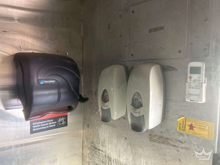 1998-freightliner-mt45-image-26