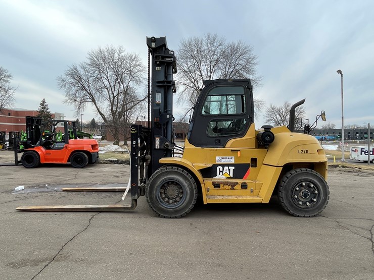 2018-caterpillar-dp135-image-8