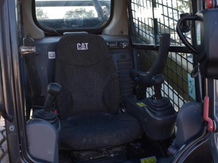2019-caterpillar-272d2-image-10