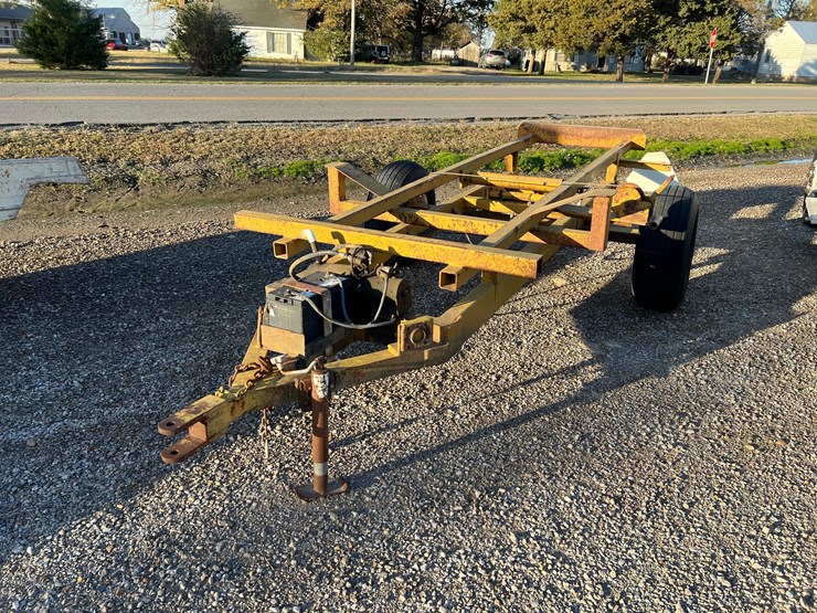 adams-tilt-trailer-image-1