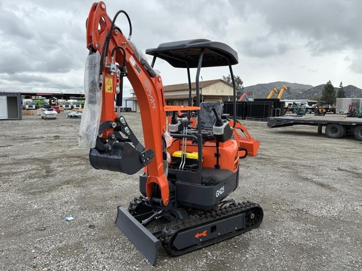 2025-aboss-gh25-excavator-image-1