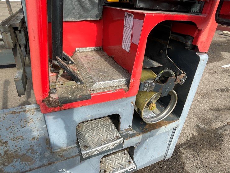 #121-•-combilift-19,000-lbs.-forklift-image-38