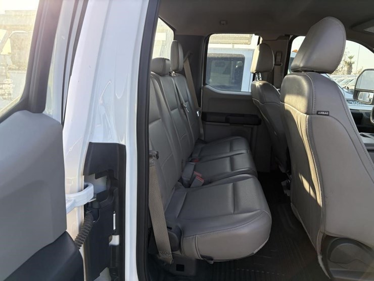 2019-ford-f450-image-10