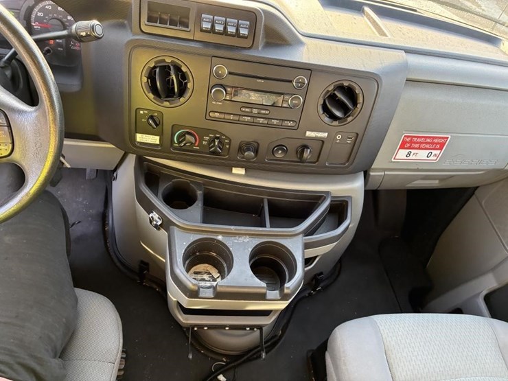 2011-ford-e350-image-14