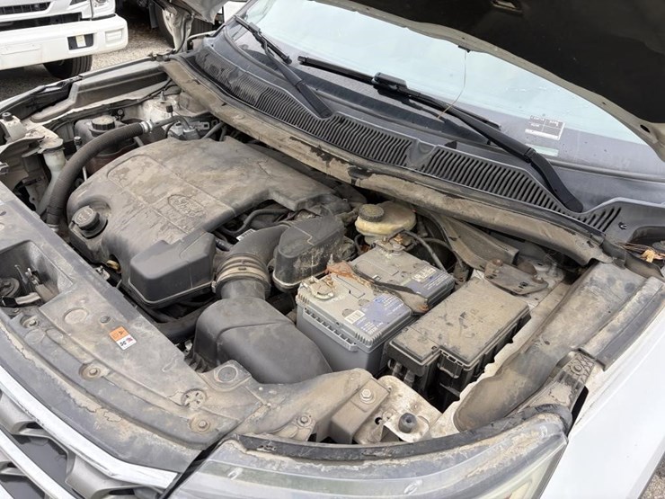 2016-ford-explorer-image-8