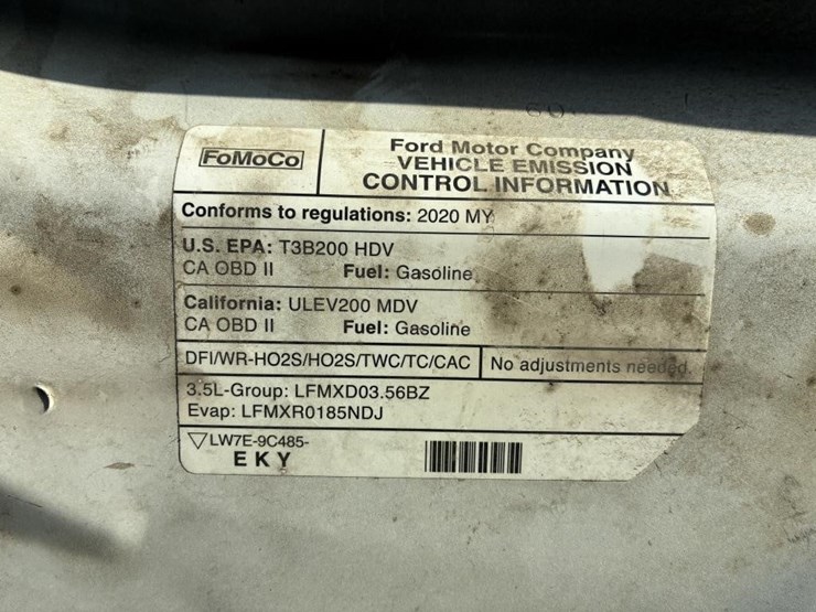 2020-ford-350-image-9