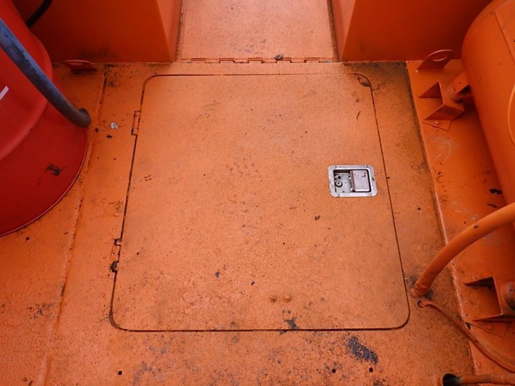 2004-ford-f650-image-14