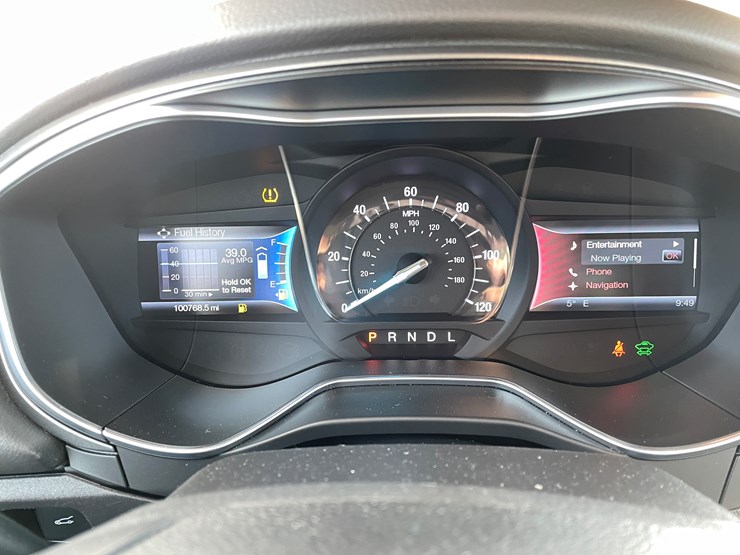 #1522-•-2014-ford-fusion-(has-mn-title)-image-24