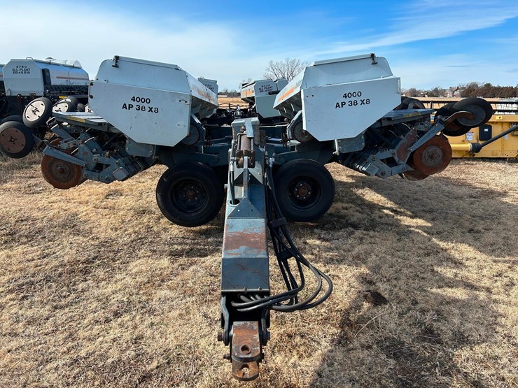 crusterbuster-4000-grain-drill-image-6