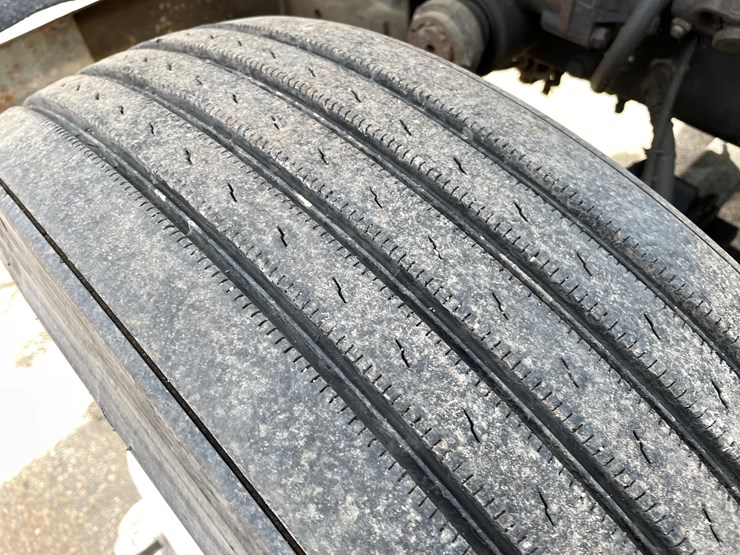 2000-international-9900-image-54