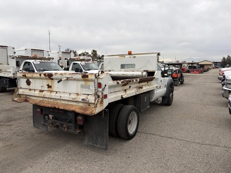 2011-ford-f450-image-3