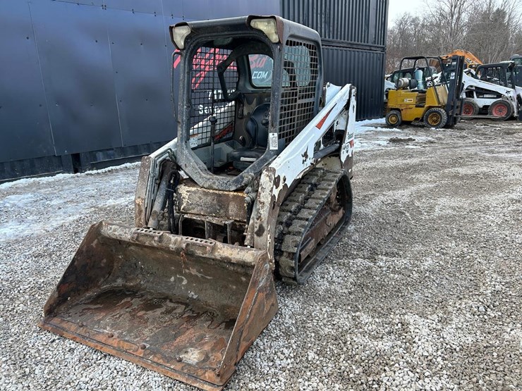 2017-bobcat-t450-image-8