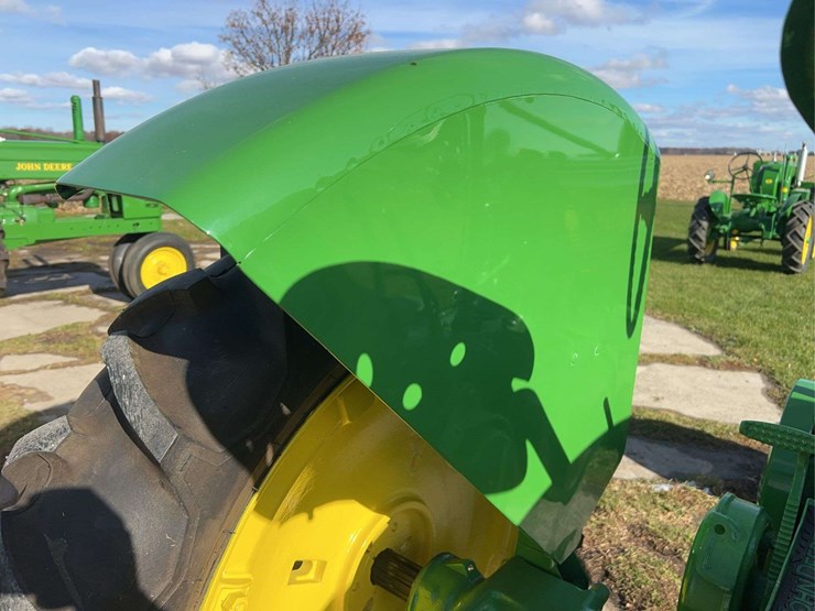 john-deere-model-b-image-54