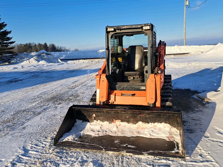 2015-kubota-svl75-2-image-8
